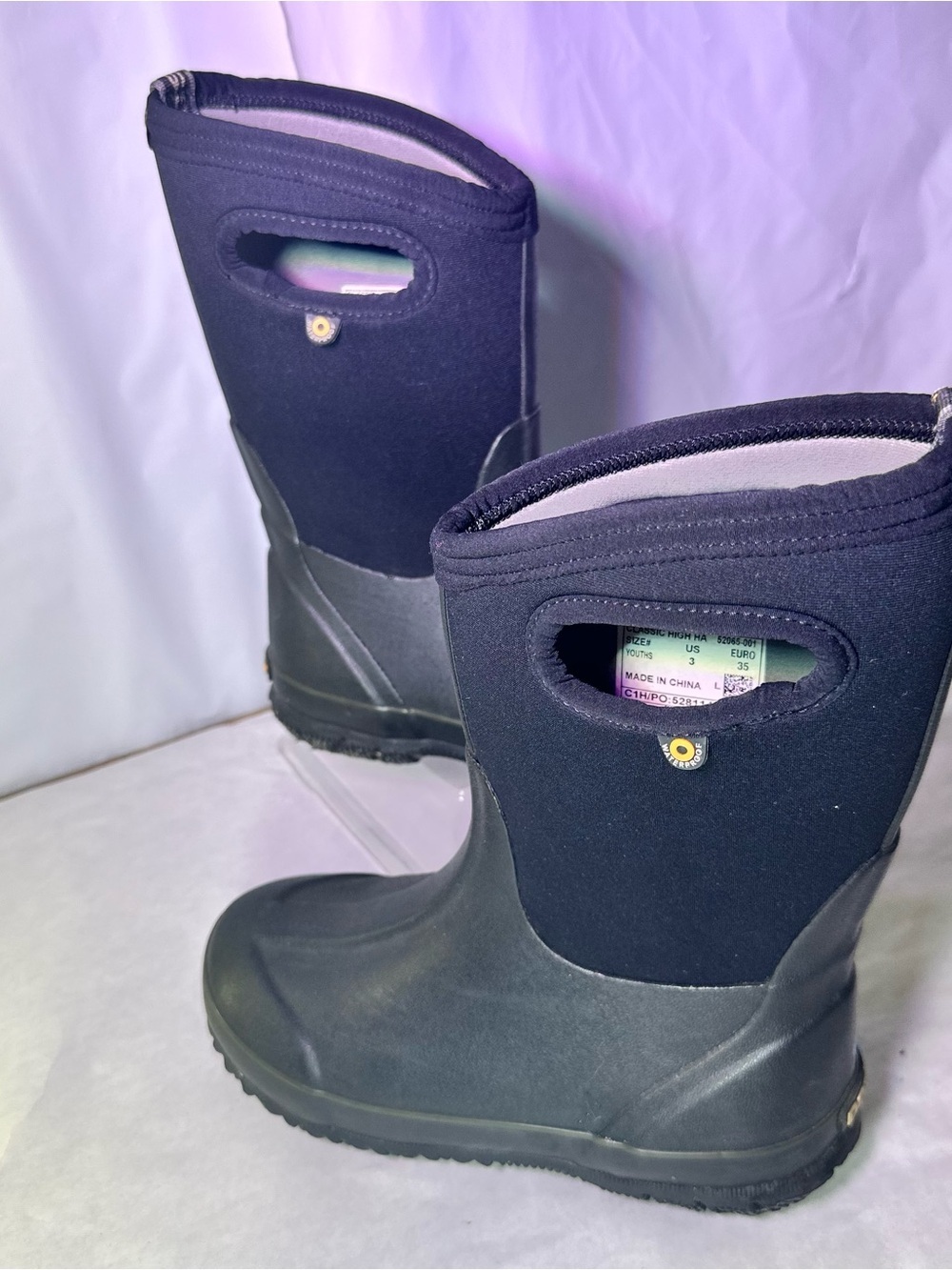 Bogs Kids Black Waterproof Neoprene Pull-On Boots - Picture 2 of 9